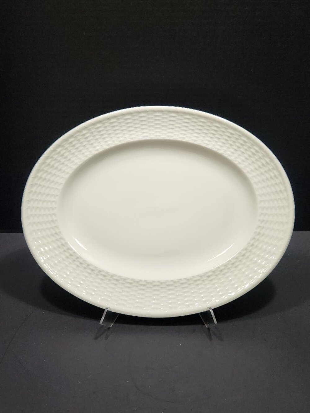 NEW Wedgwood "Nantucket Basket" Fine Bone China Oval Serving Platter 14"x11"